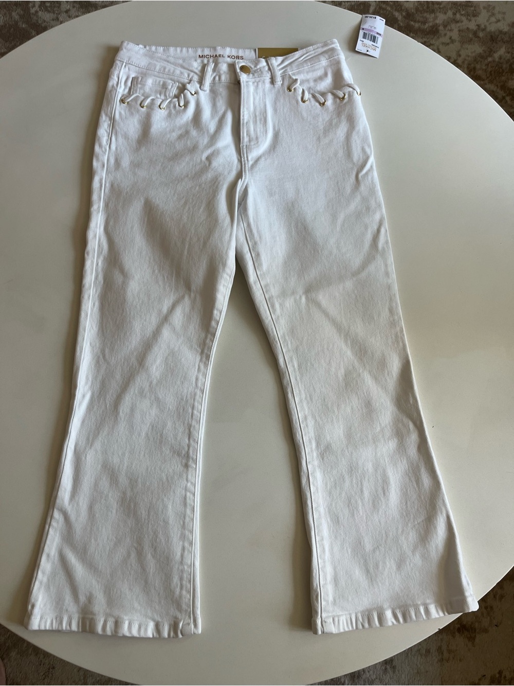 Michael Kors NWT White Selma Corp Flare Jeans with Whip Stitching, Size 6 - Picture 5 of 6